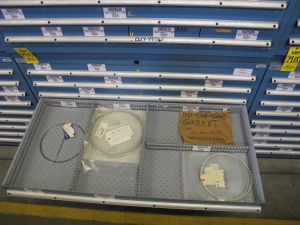 LISTA HEAVY DUTY 9-DRAWER PARTS CABINET W/ CONTENTS (W-50) LOADING & HANDLING FEE $25-